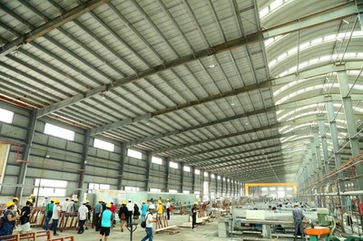 “百億博德”陽西體驗之旅精彩舉辦 “超級工廠”震憾媒體大佬-華夏陶瓷網